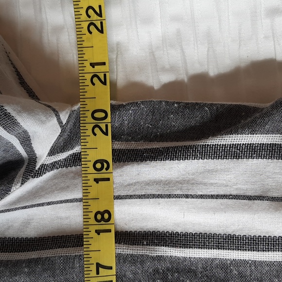 Lightweight striped blazer with flare sleeve and hem - Picture 6 of 9